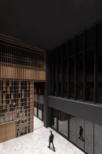 WOMAN’S CLINIC IN ILISIA