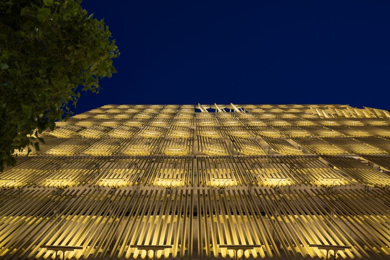 MOXY ATHENS CITY HOTEL OUTDOOR LIGHTING