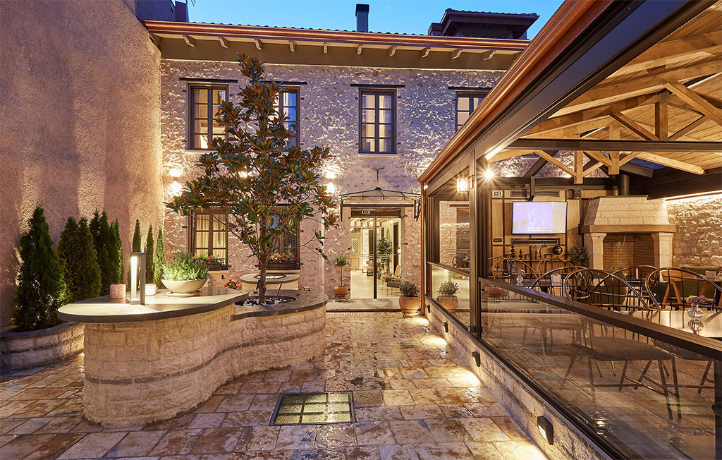 IALNA Boutique Hotel