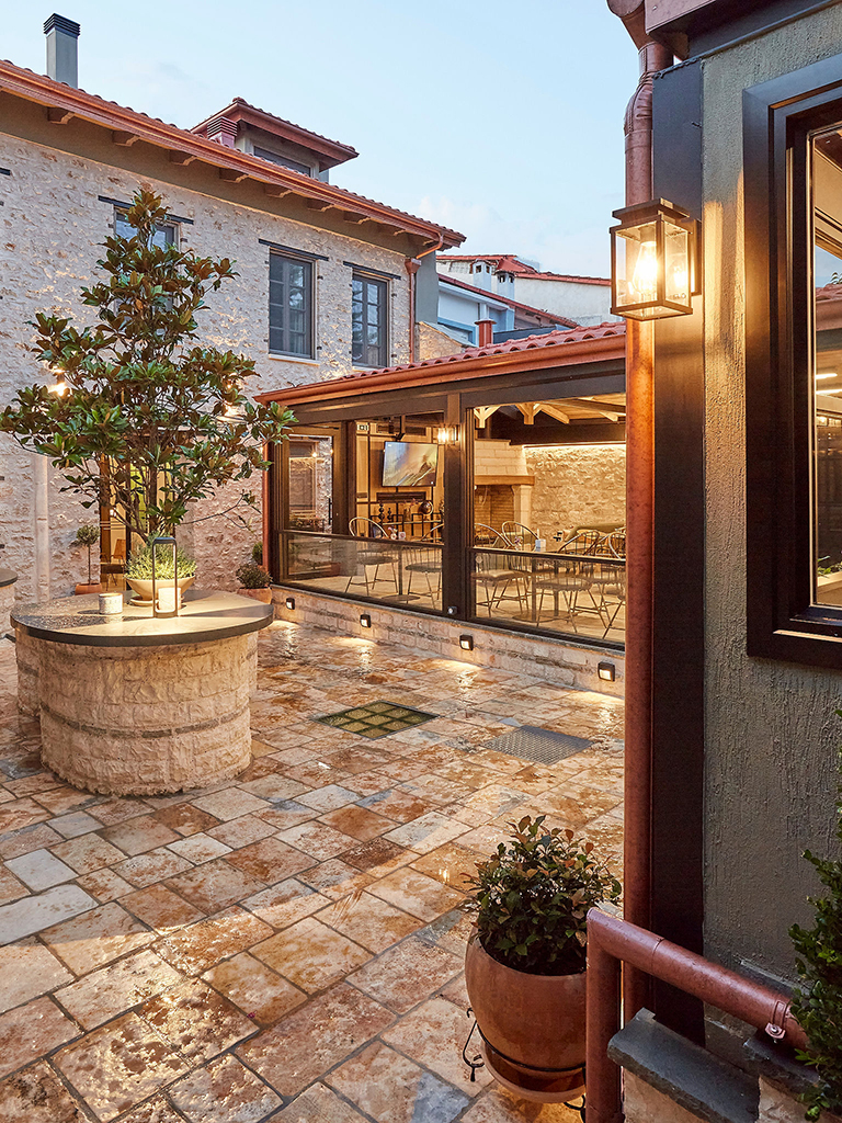 IALNA Boutique Hotel