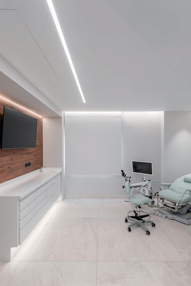 WOMAN’S CLINIC IN ILISIA