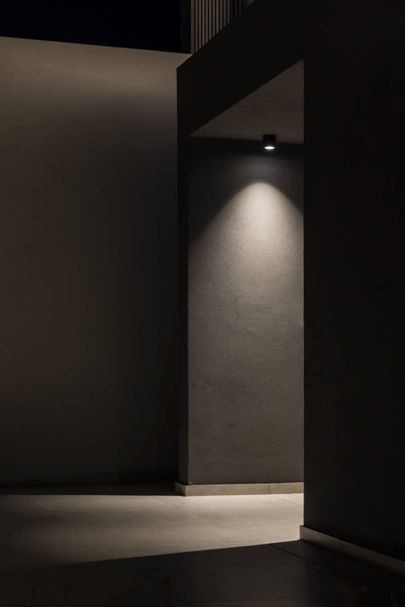 ΚΑΤΟΙΚΙΑ ΣΤΗΝ ΠΑΙΑΝΙΑ