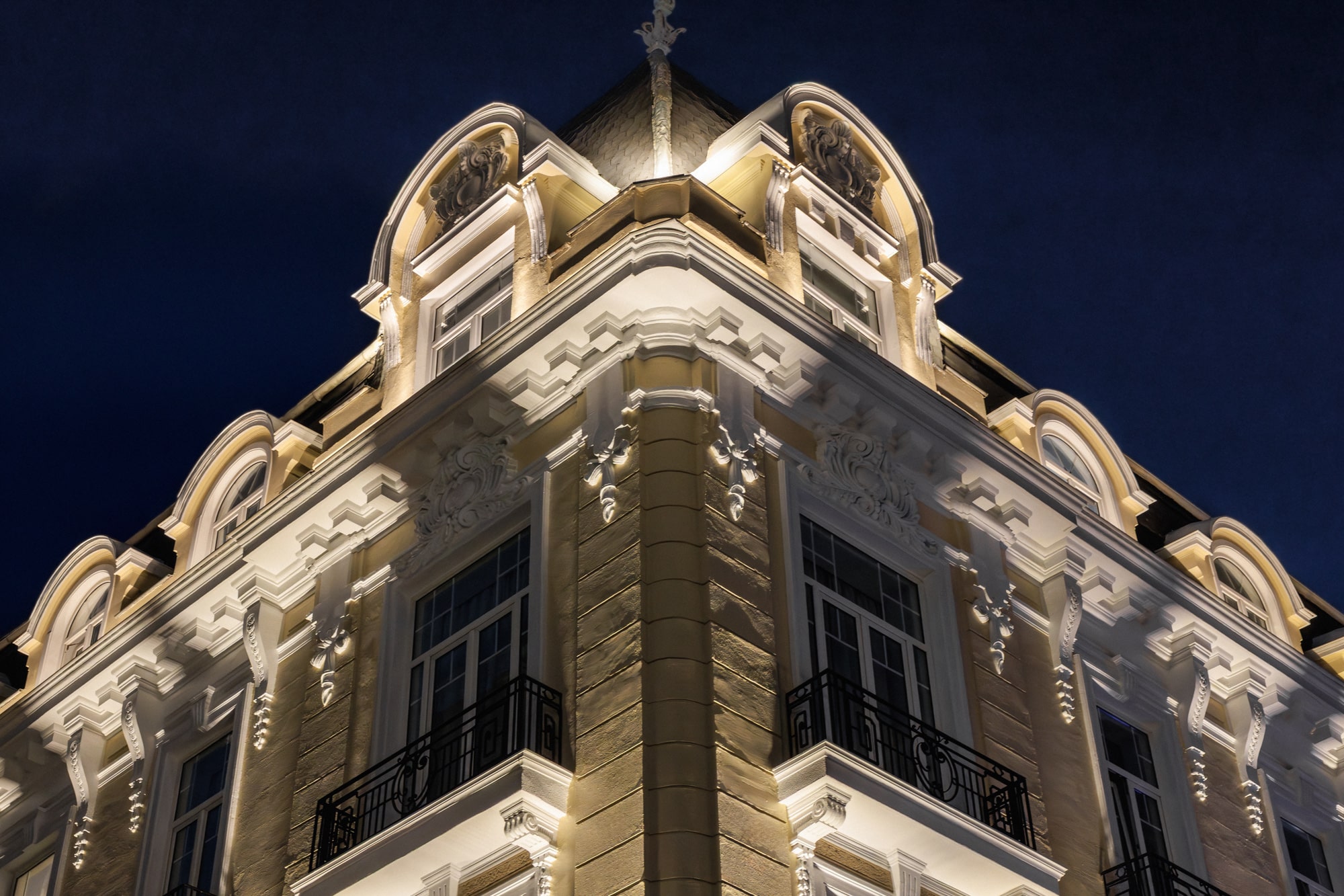 Hotel Luxembourg façades